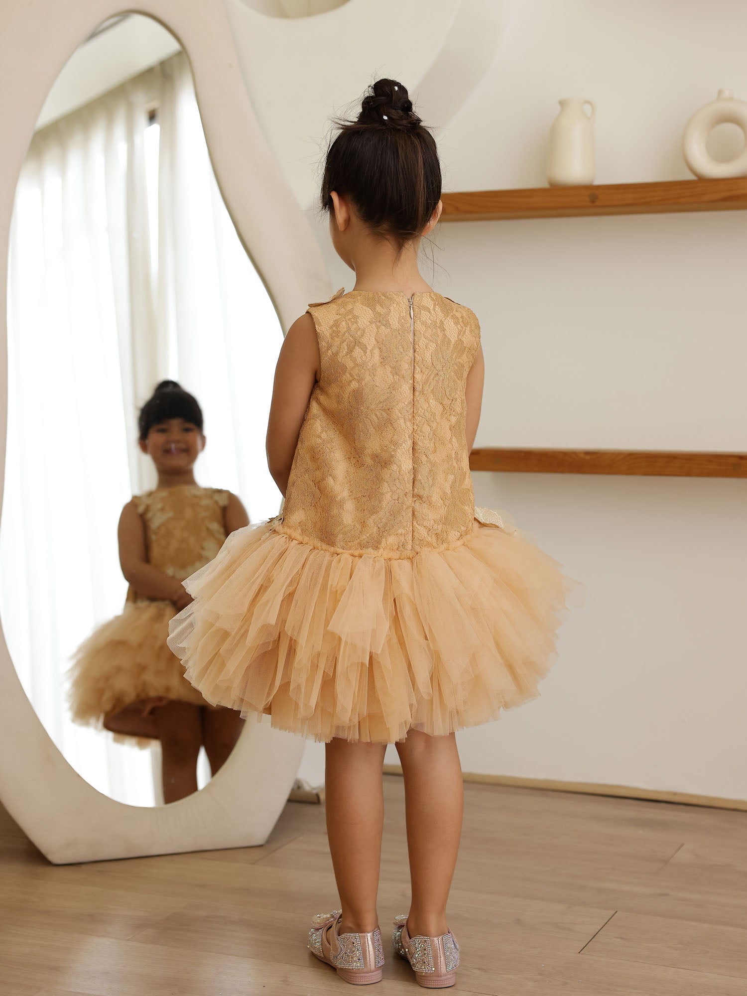 JANYAS CLSOET Golden Glory Princess Dress