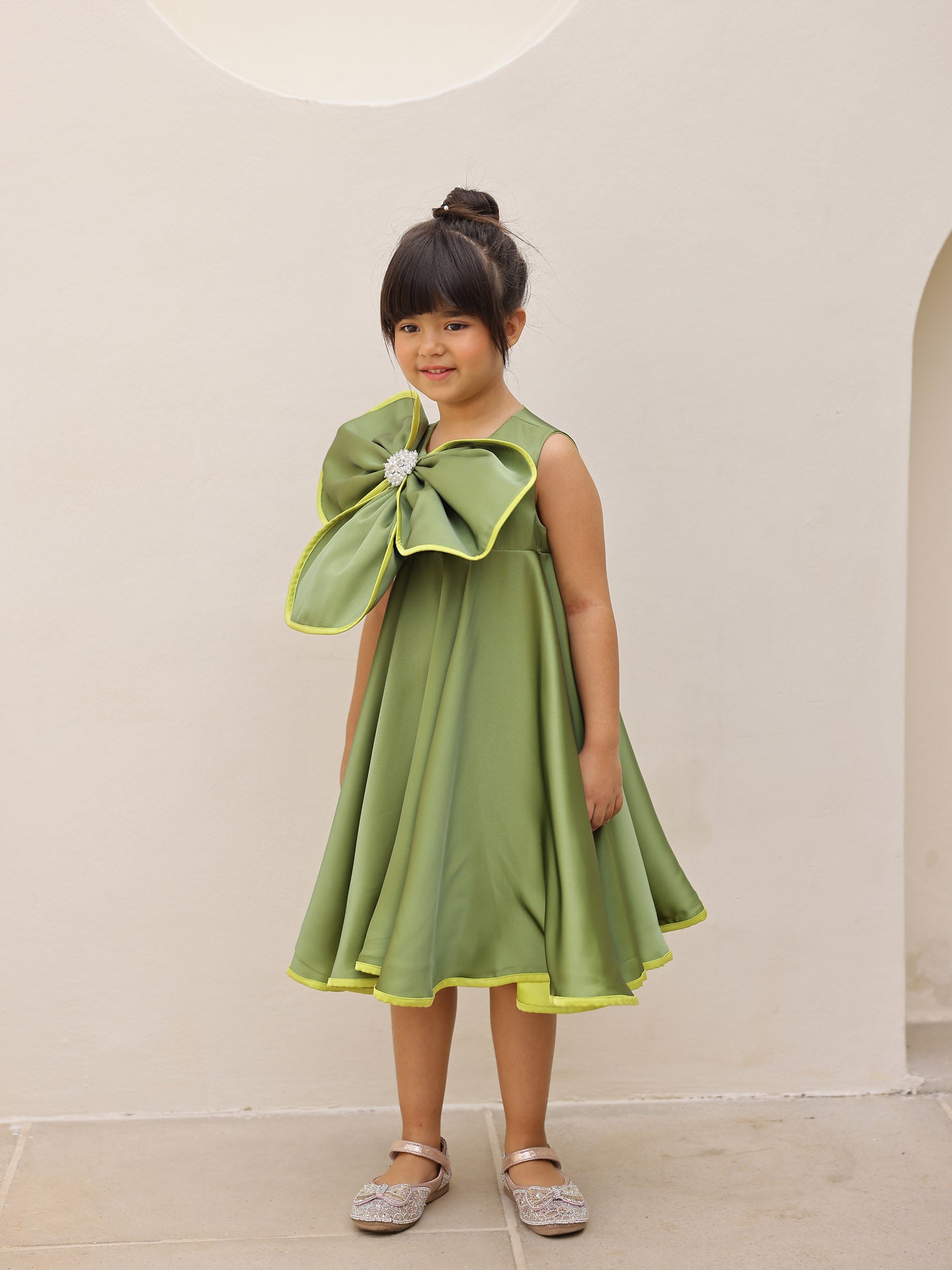 JANYAS CLOSET Greenelle Pearl Petal Party Dress