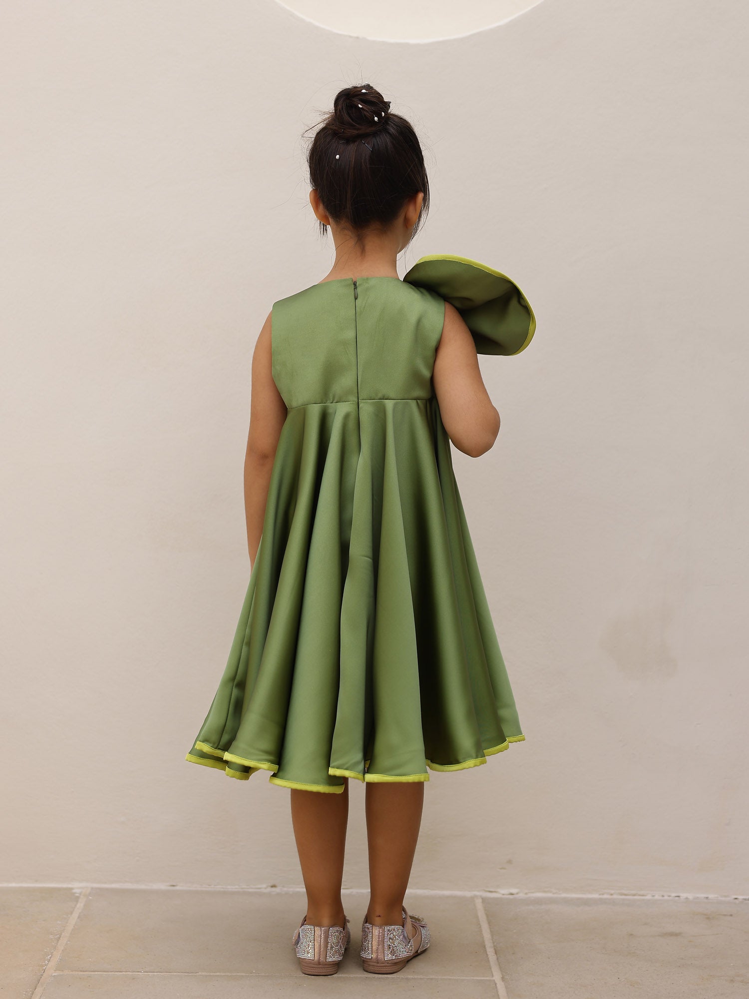 JANYAS CLOSET Greenelle Pearl Petal Party Dress