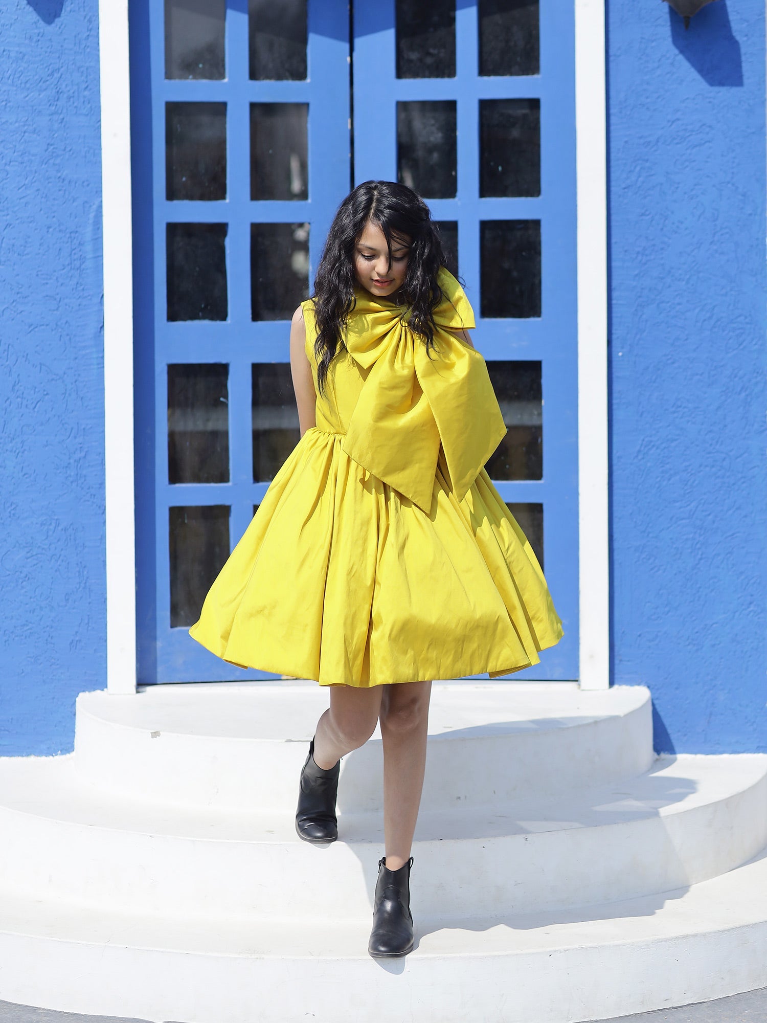 Sample Teens Yellow Taffeta Bow Dress