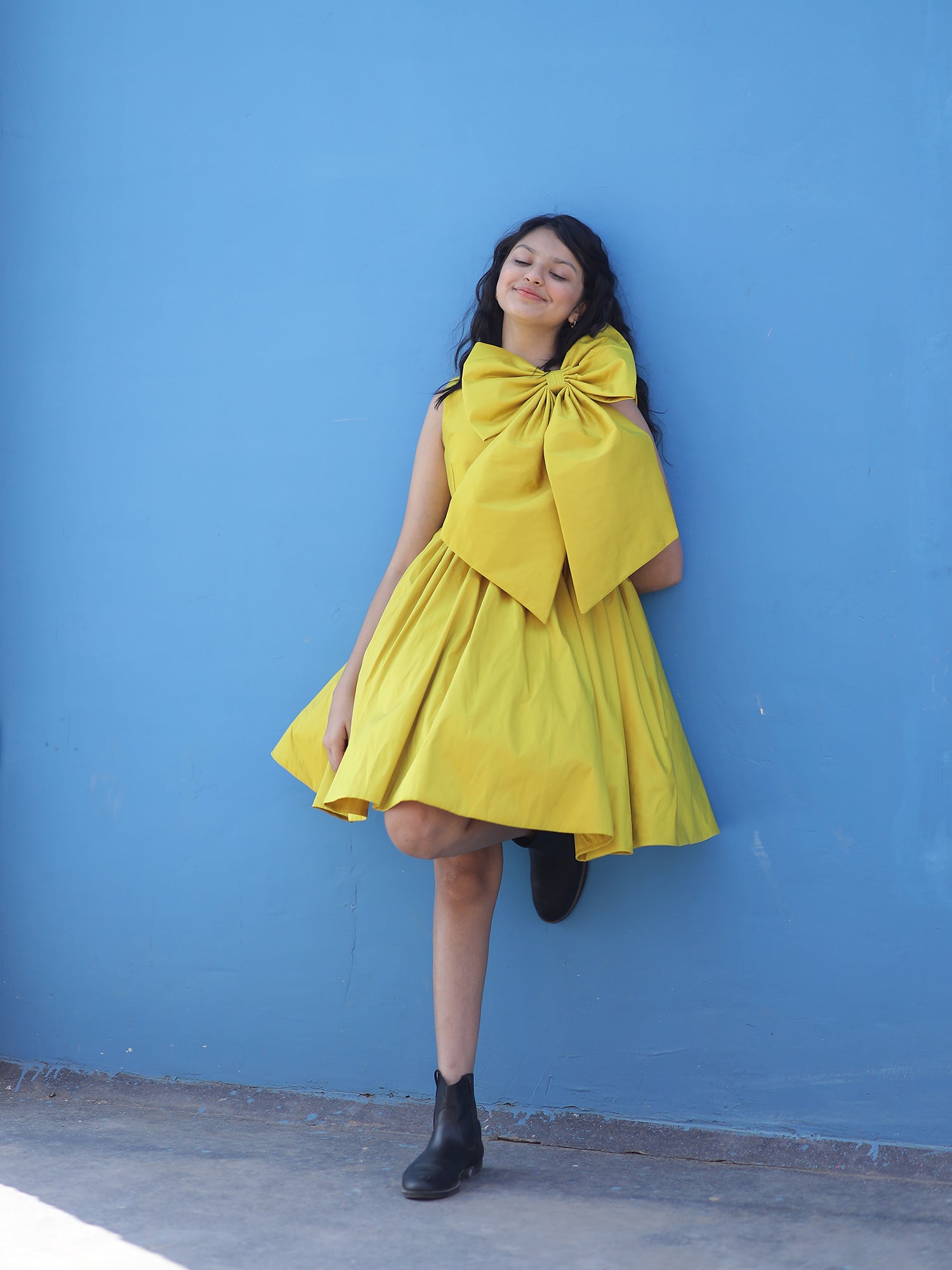 Sample Teens Yellow Taffeta Bow Dress