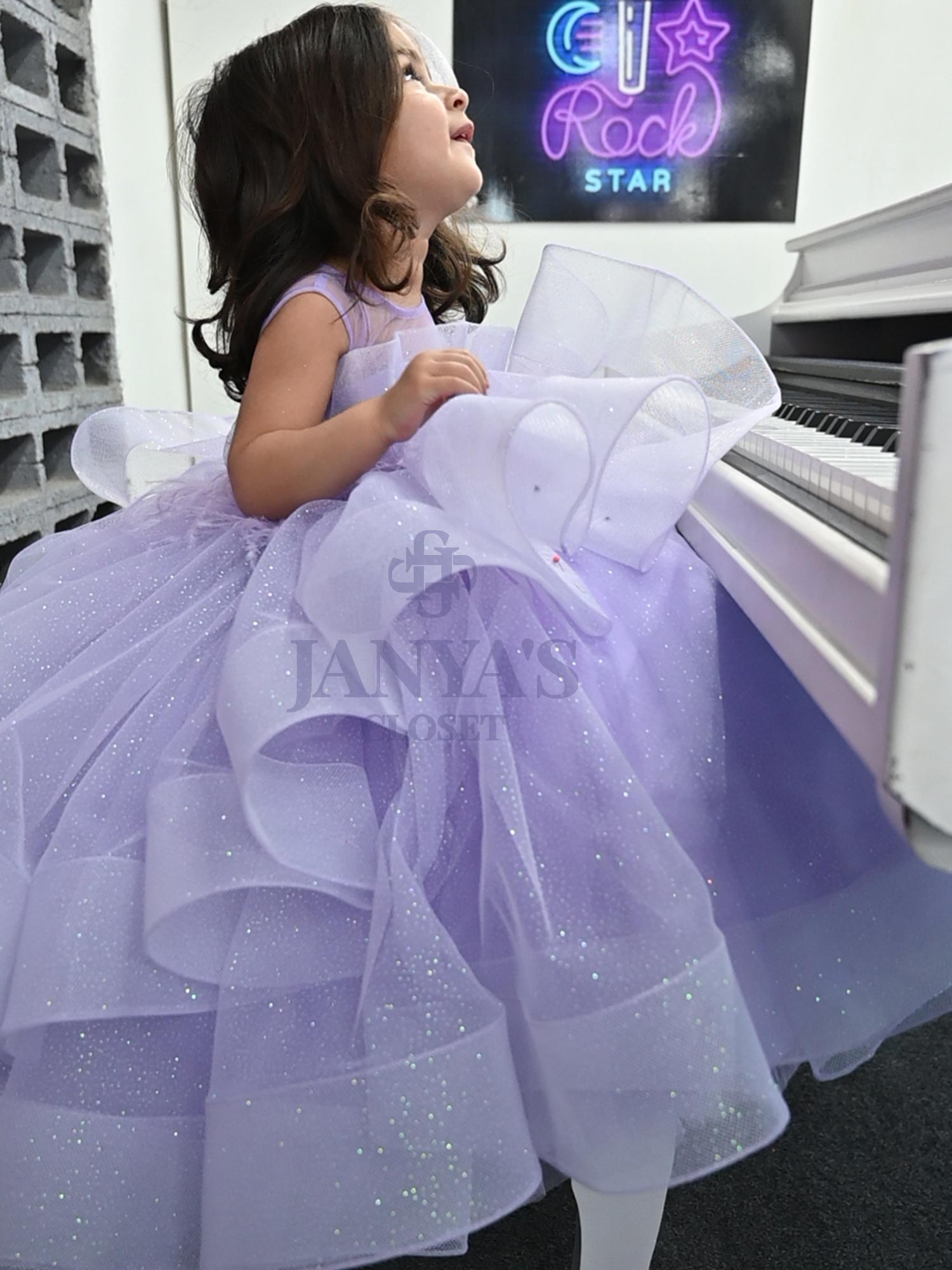 Dazzling Dream Lialac Gown With Hair Pin