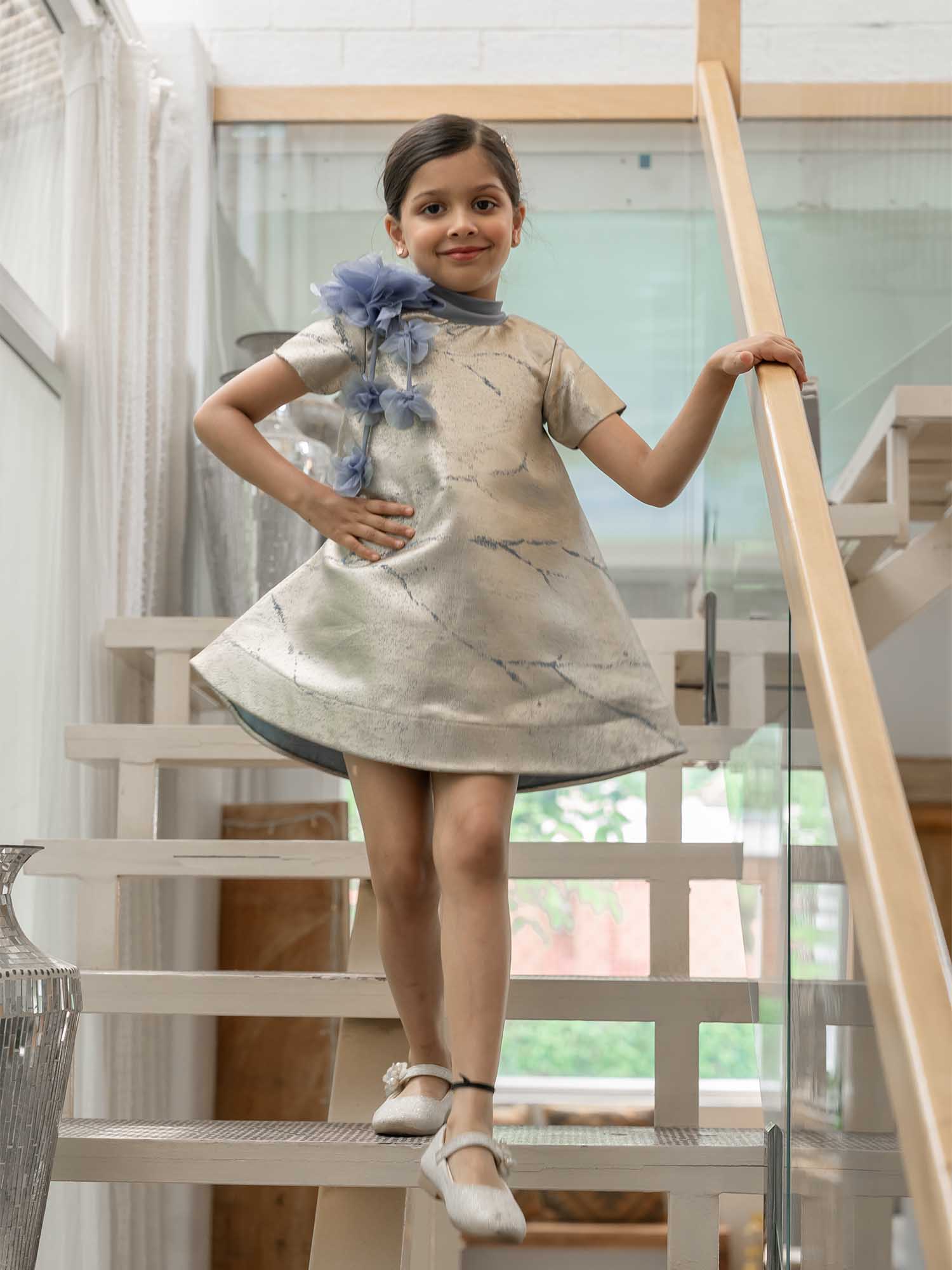 JANYAS CLOSET Metallic Jacquard Bow Dream Dress