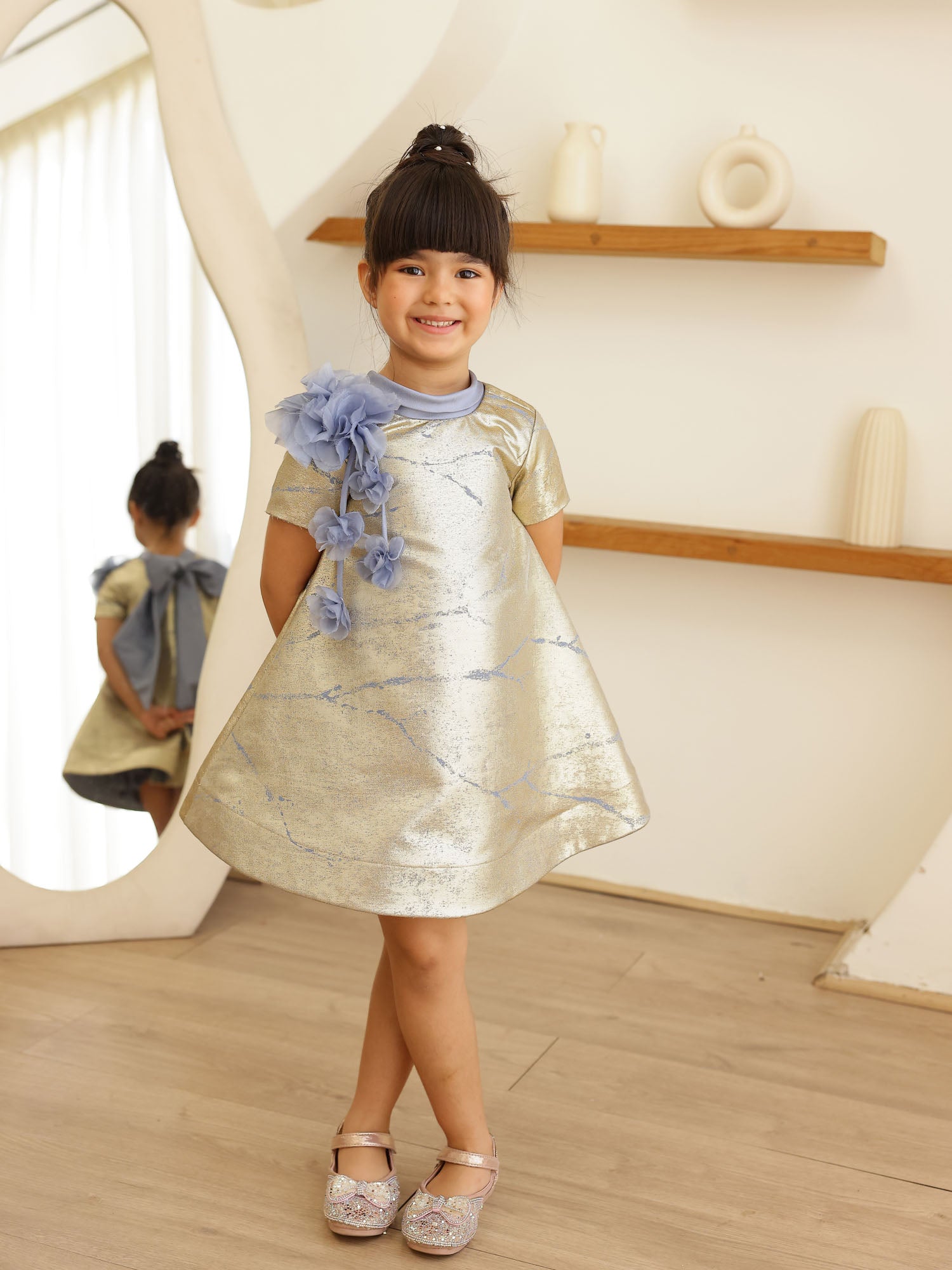 JANYAS CLOSET Metallic Jacquard Bow Dream Dress