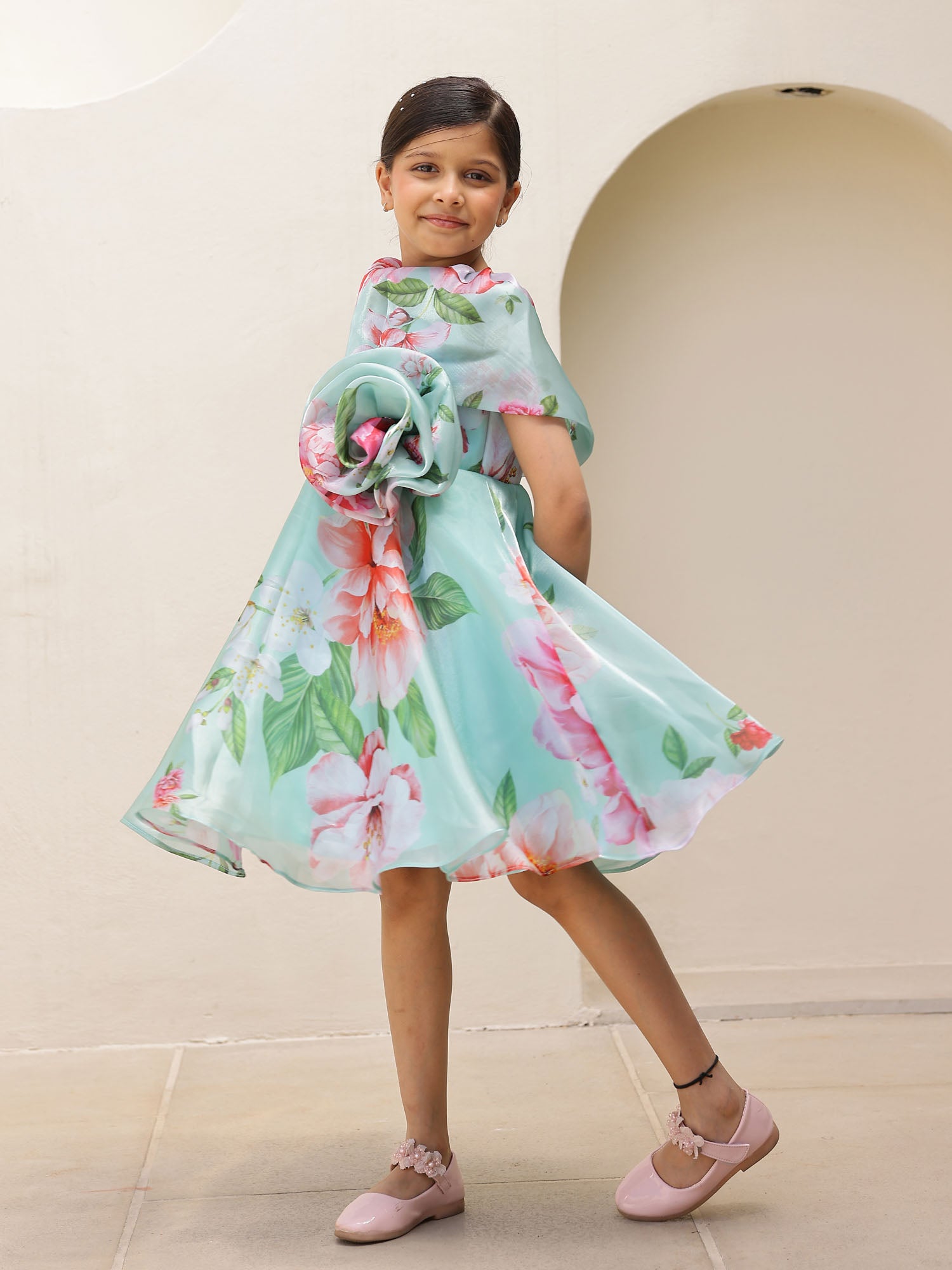 Green Glossy Shawl Collar Dress