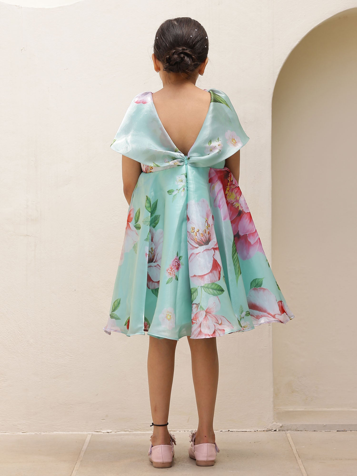 Green Glossy Shawl Collar Dress
