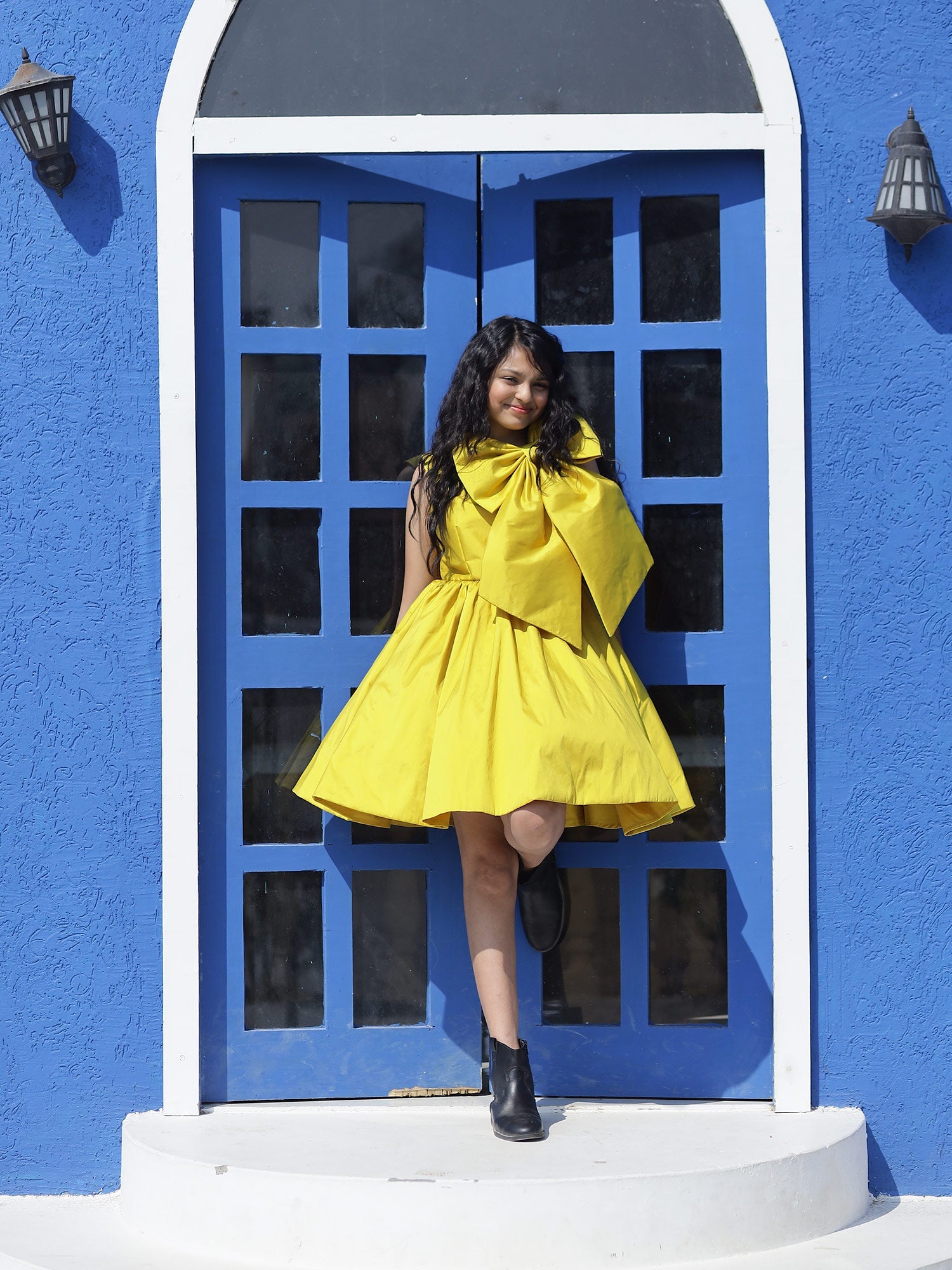 Sample Teens Yellow Taffeta Bow Dress