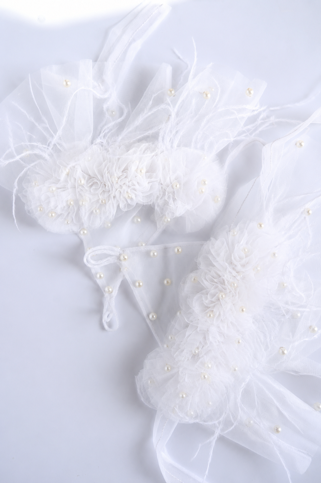 White Pearl & Feather Gloves