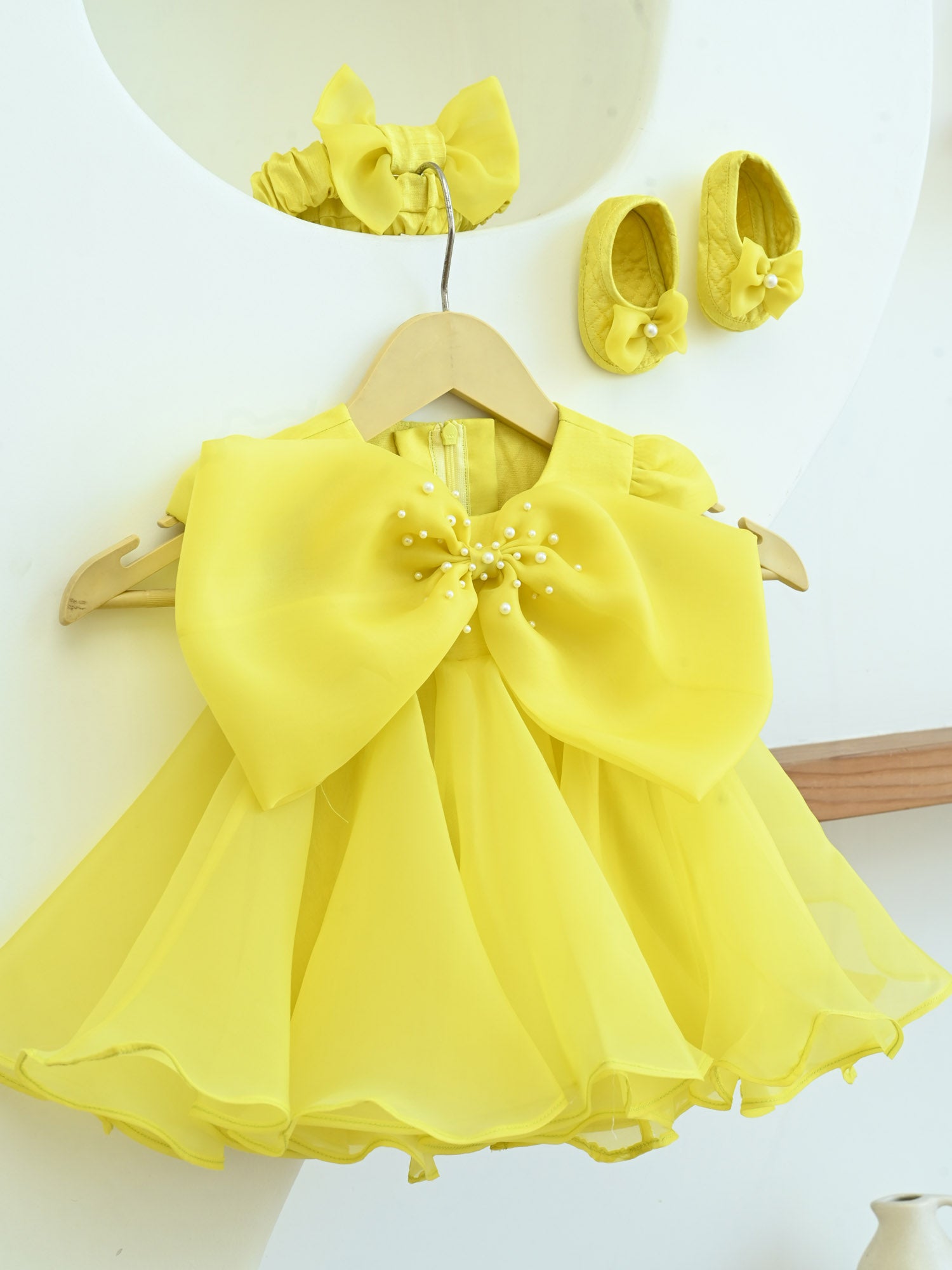 JANYAS CLOSET Yellow Sunshine Pearl Bow Dress Set for Newborns
