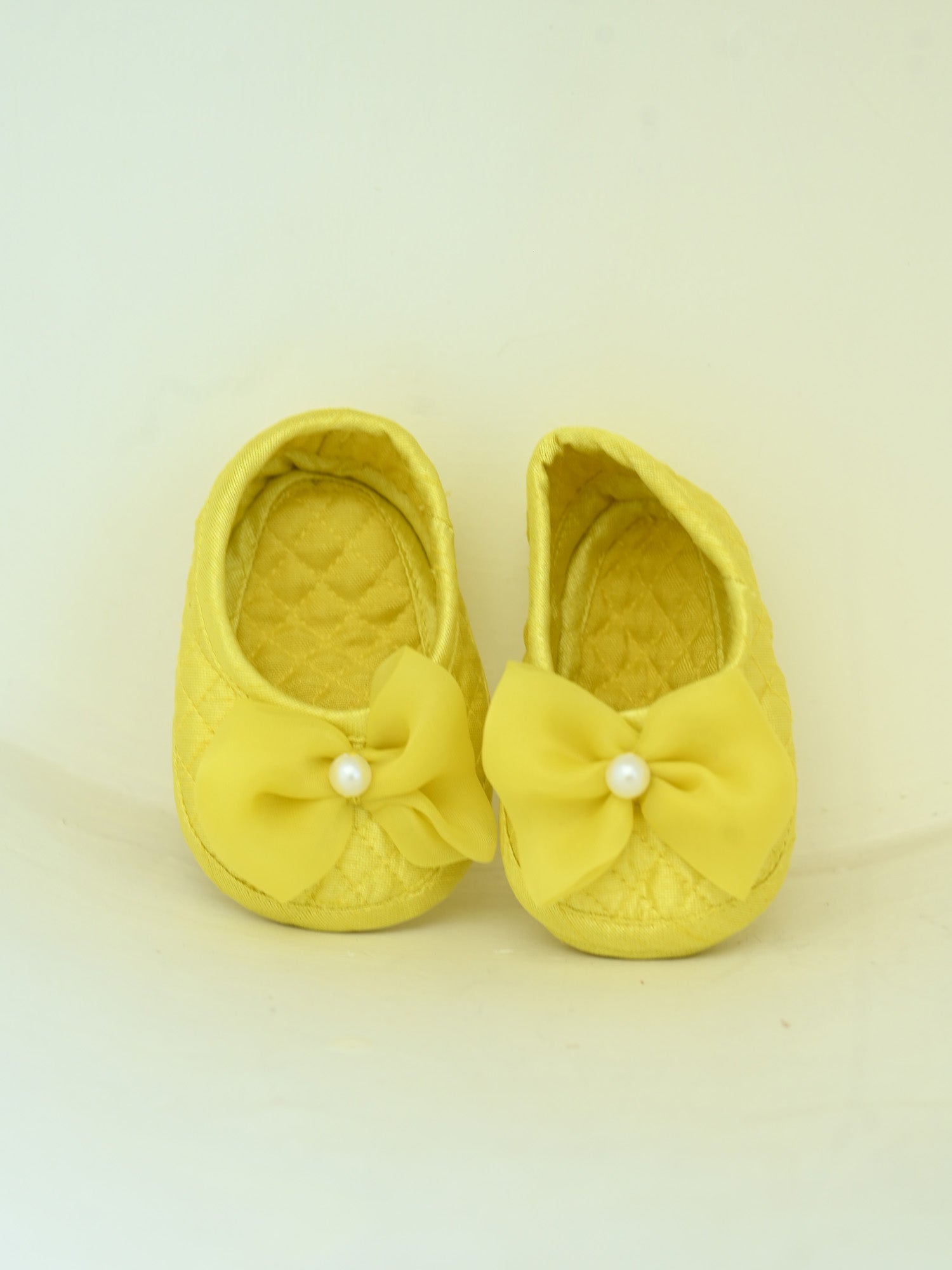 JANYAS CLOSET Yellow Sunshine Pearl Bow Dress Set for Newborns