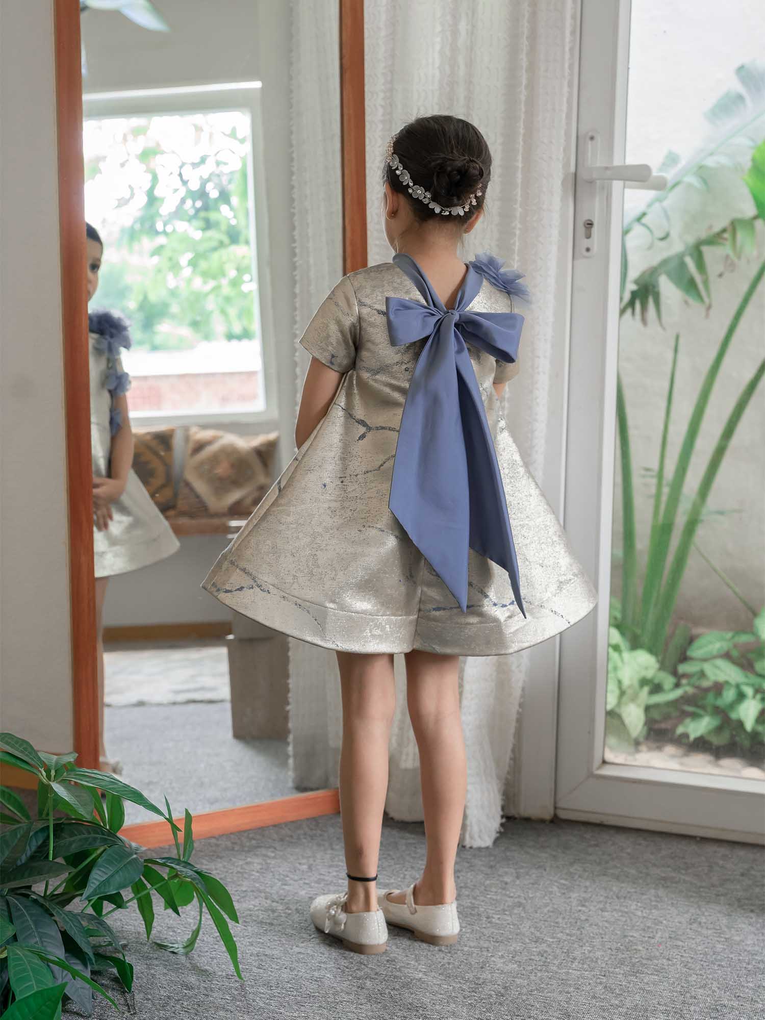 JANYAS CLOSET Metallic Jacquard Bow Dream Dress